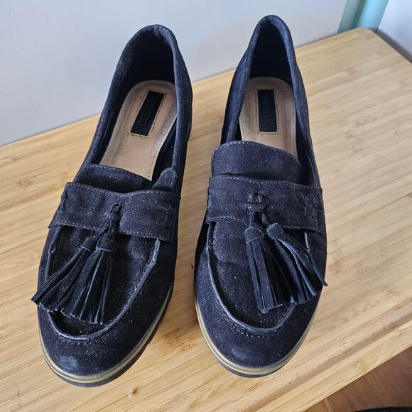 Forever 21 black tassel loafers - Picture 2 of 2